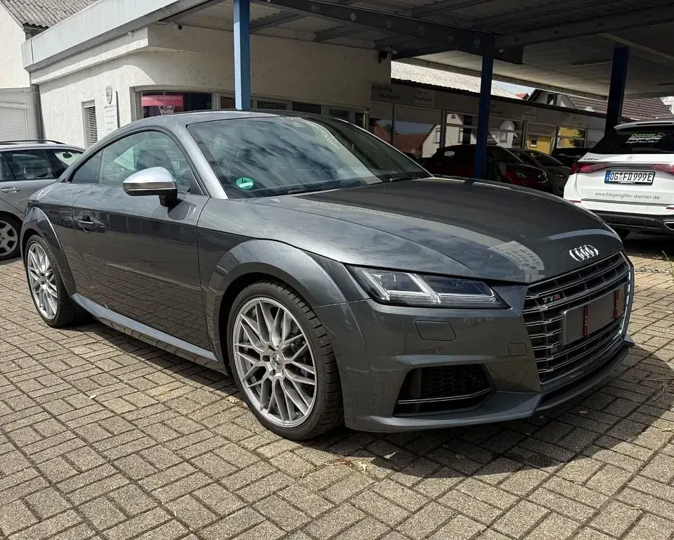 Gebraucht Audi TTS Sport 310 PS (228 kW) 2016 Grau Coupé