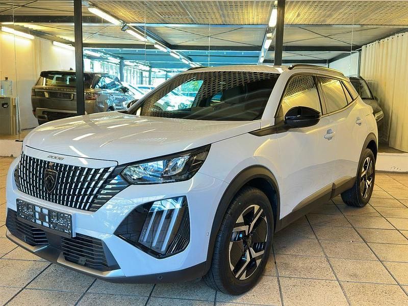 Weiß Gebraucht 2024 Peugeot 2008 Allure SUV | 19.950 € (Superpreis) - Bild 1/4