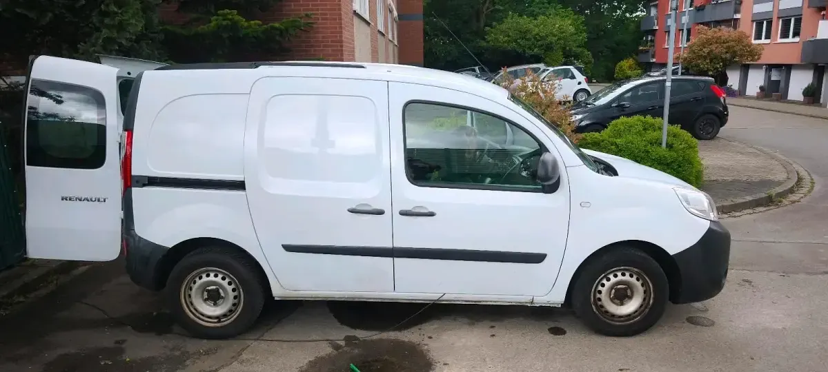 Gebraucht Renault Kangoo 75 PS (55 kW) 2016 Weiß Van / Kleinbus