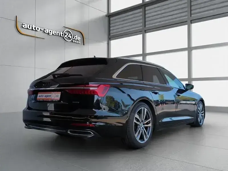 Gebraucht Audi A6 S-Line 210 PS (154 kW) 2019 Mythosschwarz metallic Kombi