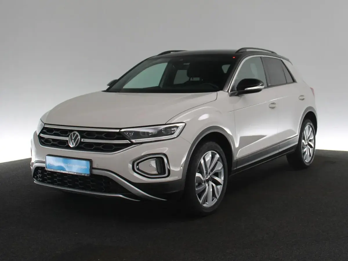Second-hand VW T-Roc Move 110 CP (80 kW) 2023 Gri SUV