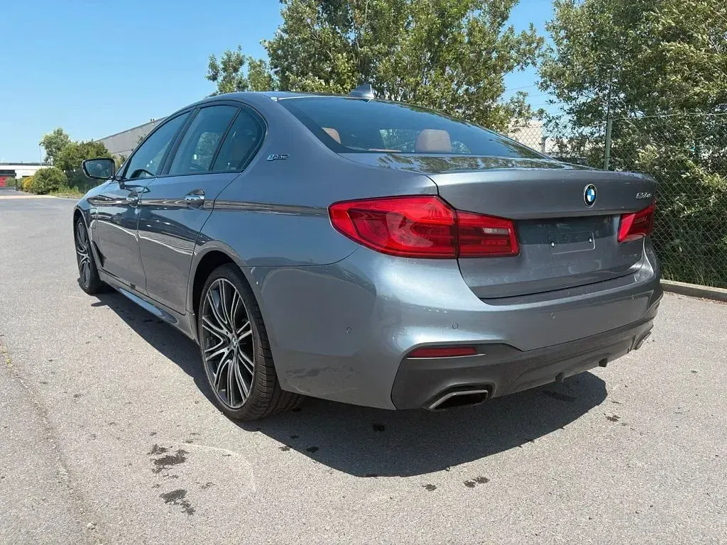 Gebraucht BMW 530e M Sport 252 PS (185 kW) 2018 Blau Limousine