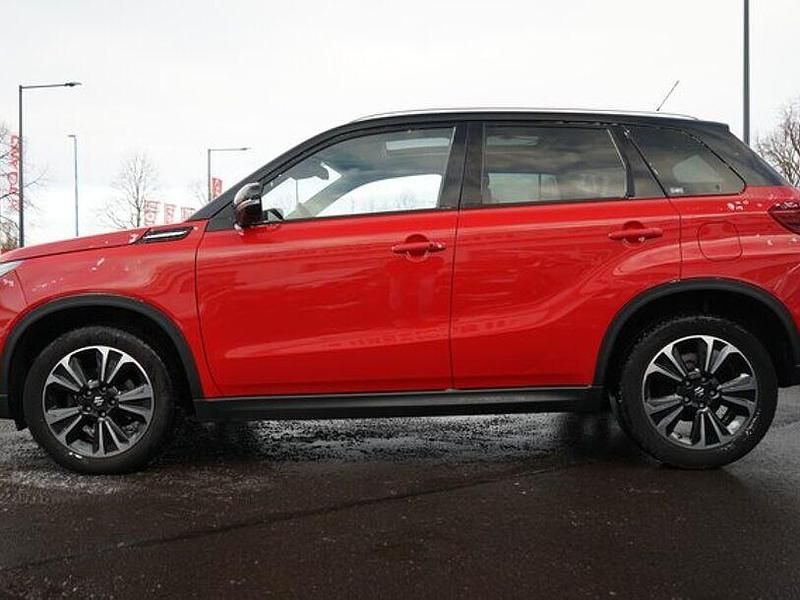 Gebraucht Suzuki Vitara 140 PS (102 kW) 2020 Rot SUV