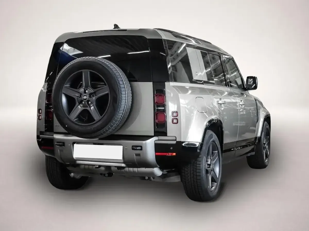 Gebraucht Land Rover Defender SE Dynamic 300 PS (220 kW) 2023 Manufacturer SUV
