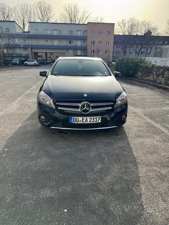 Gebraucht Mercedes A220 170 PS (125 kW) 2014 Schwarz Kleinwagen