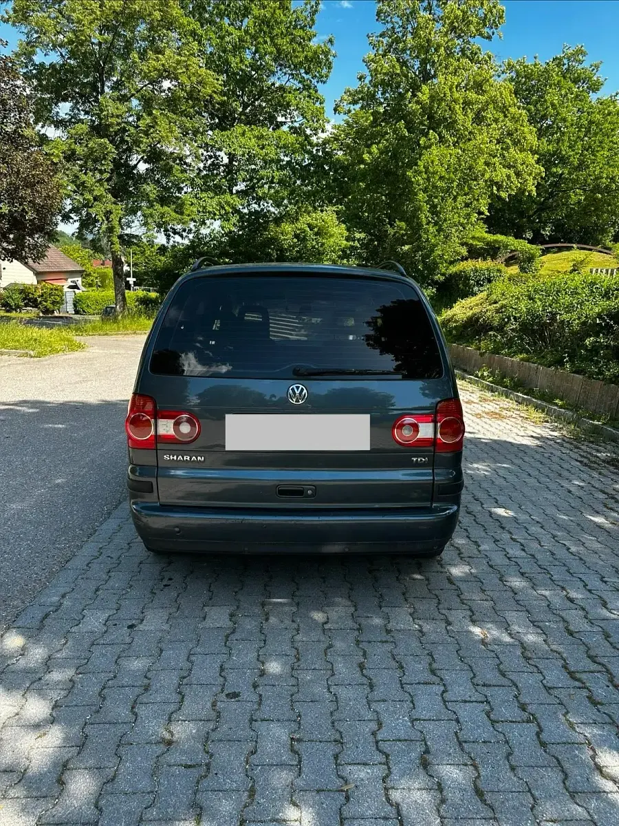 Gebraucht VW Sharan Trendline 116 PS (85 kW) 2006 Grau Van / Kleinbus