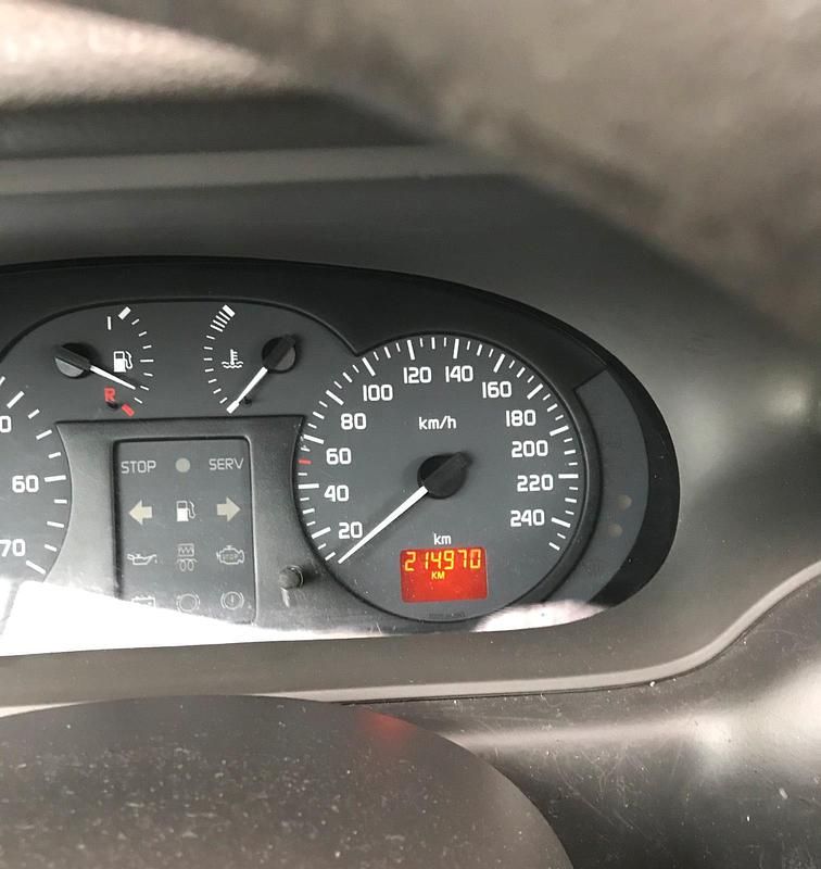 Gebraucht Renault Scénic 105 PS (77 kW) 2002 Grün Van / Kleinbus