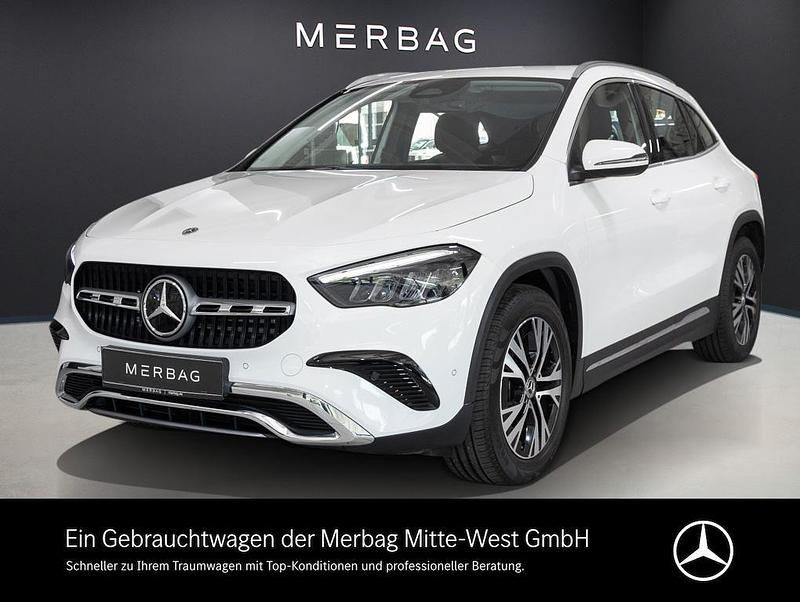 Unilack polarweiß Gebraucht 2024 Mercedes GLA220 Edition SUV | 41.630 € (Guter Preis) - Bild 1/4