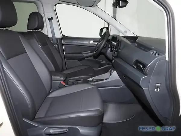 Neu VW Caddy Maxi 122 PS (89 kW) 2025 Hellelfenbein Van / Kleinbus