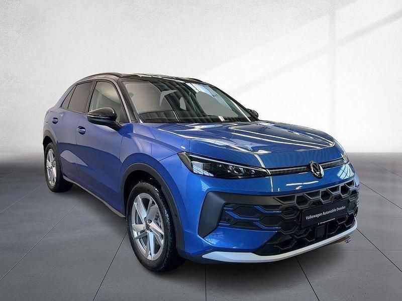 Gebraucht VW T-Roc Life 150 PS (110 kW) 2025 Celestial blue metallic schwar SUV