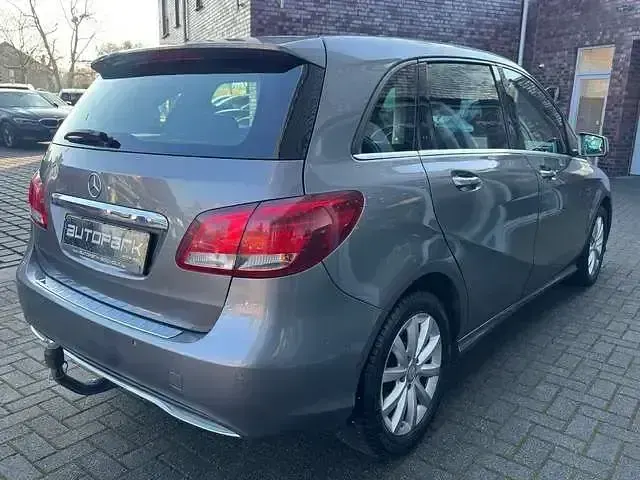 Occasion Mercedes B180 Style 122 ch (89 kW) 2016 Gris Monospace