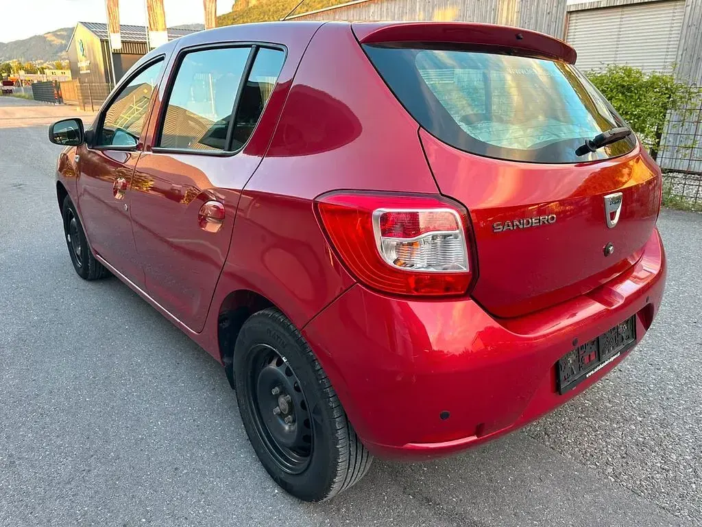 Gebraucht Dacia Sandero Lauréate 75 PS (55 kW) 2013 Limousine