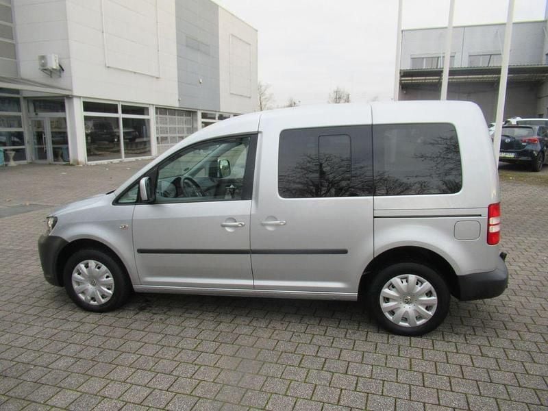Gebraucht VW Caddy Trendline 109 PS (80 kW) 2011 Silber Van / Kleinbus