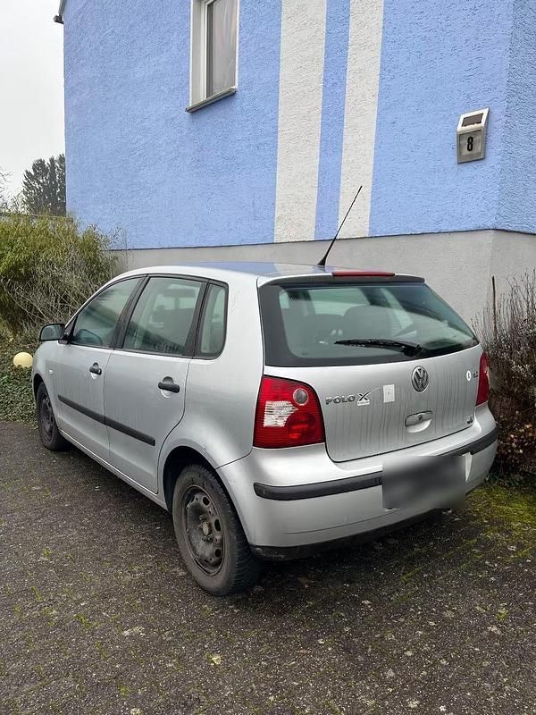 Gebraucht VW Polo 64 PS (47 kW) 2002 Silber Limousine
