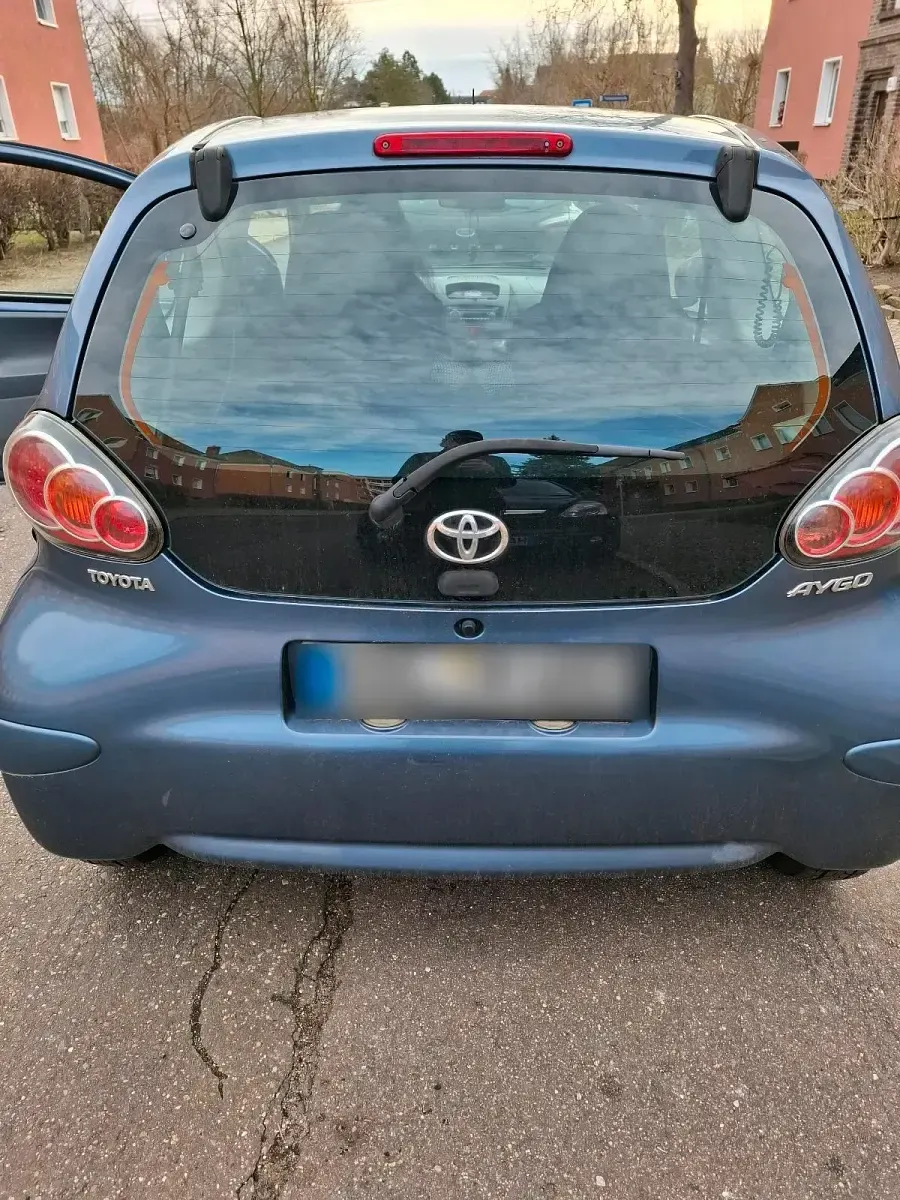 Gebraucht Toyota Aygo 68 PS (50 kW) 2009 Andere farben Kleinwagen