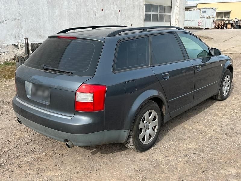 Gebraucht Audi A4 170 PS (125 kW) 2002 Grau Kombi
