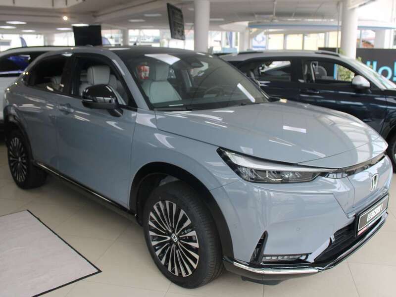 Urban grey Neu 2025 Honda e:Ny1 Advance SUV | 38.790 € (Fairer Preis) - Bild 1/4