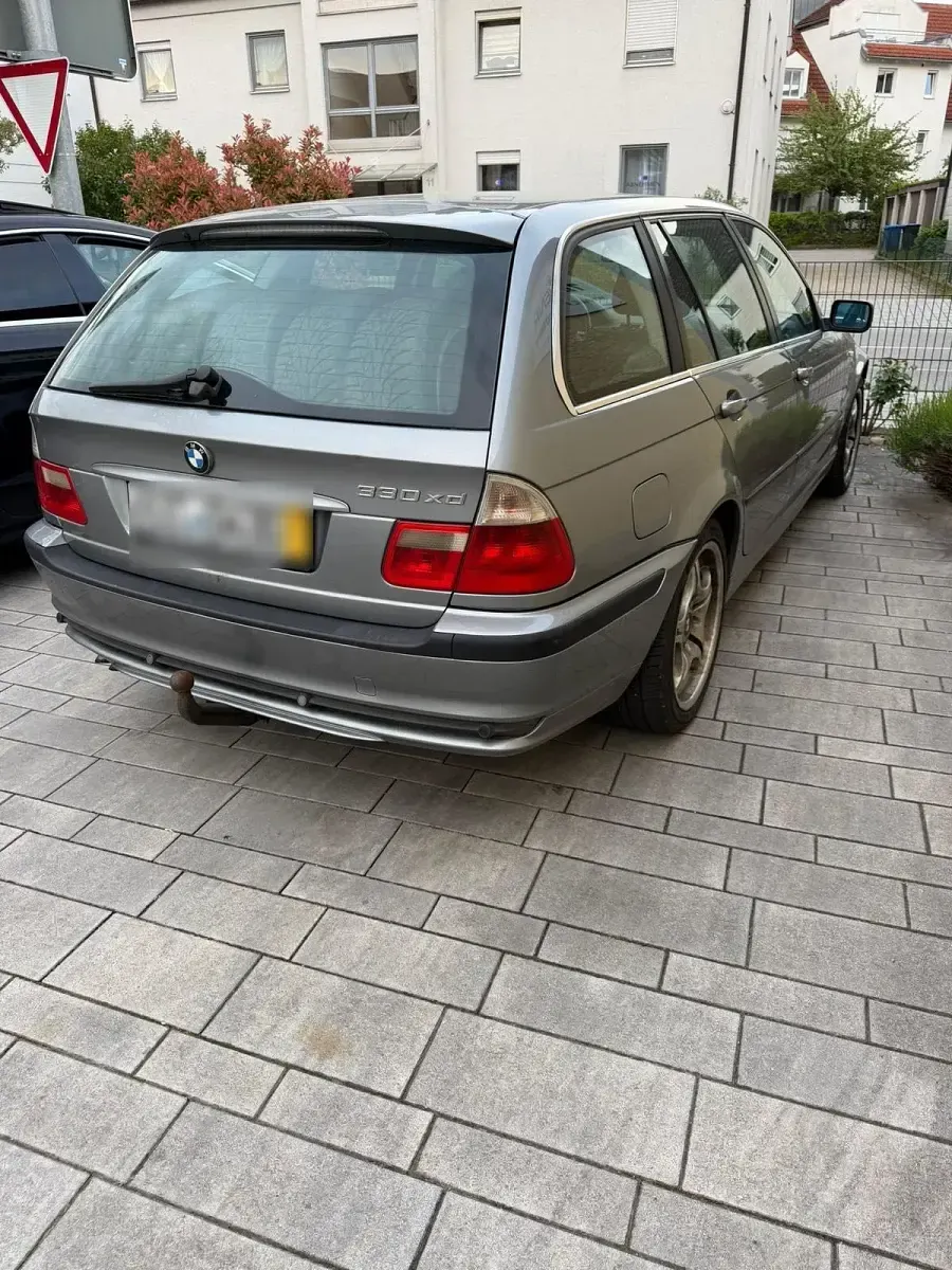 Gebraucht BMW 330 204 PS (150 kW) 2005 Grau Kombi