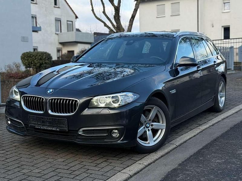 Gebraucht BMW 520 Luxury Line 190 PS (139 kW) 2016 Brillanteffekt metalli Kombi