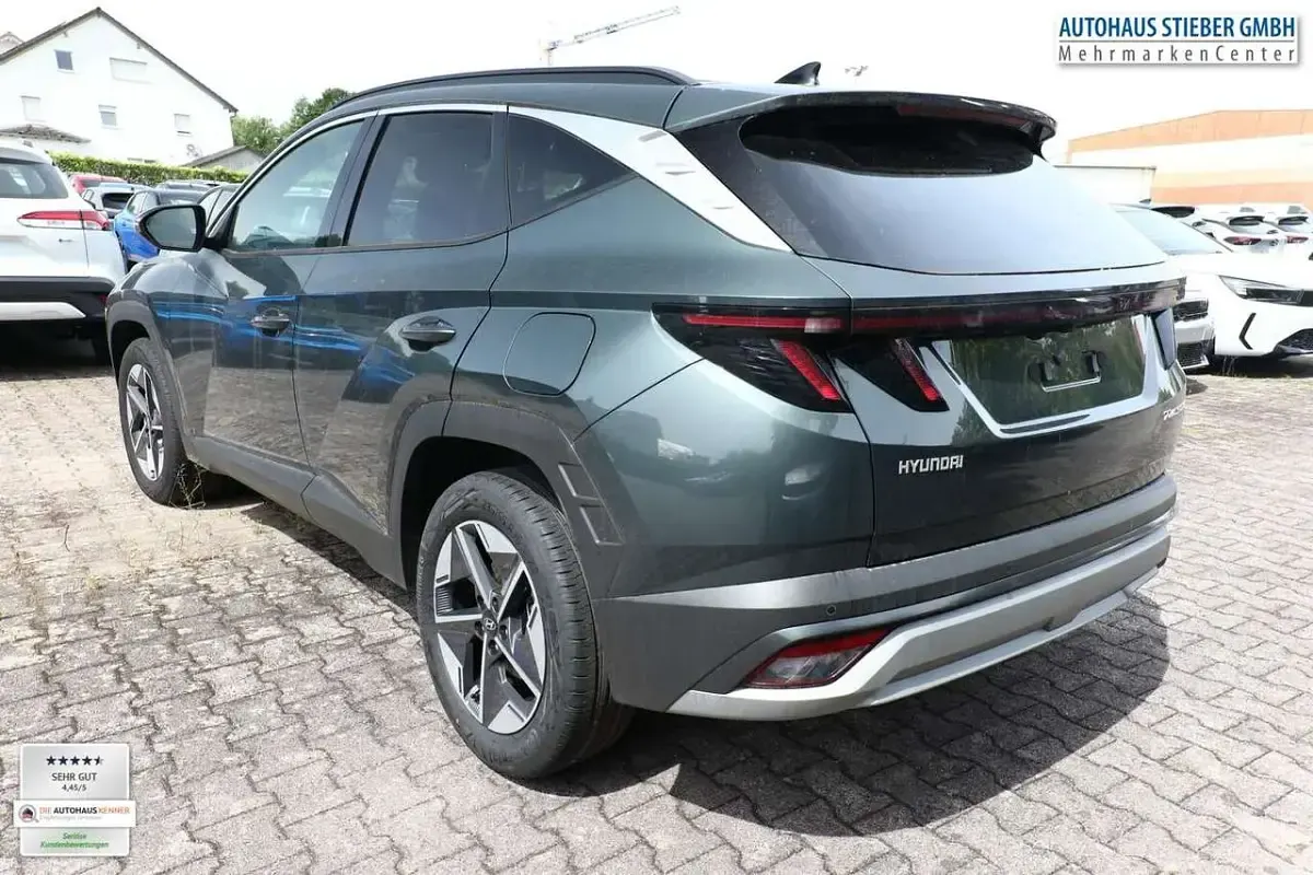 Neu Hyundai Tucson Trend 150 PS (110 kW) 2026 Cypress green mineraleffekt SUV