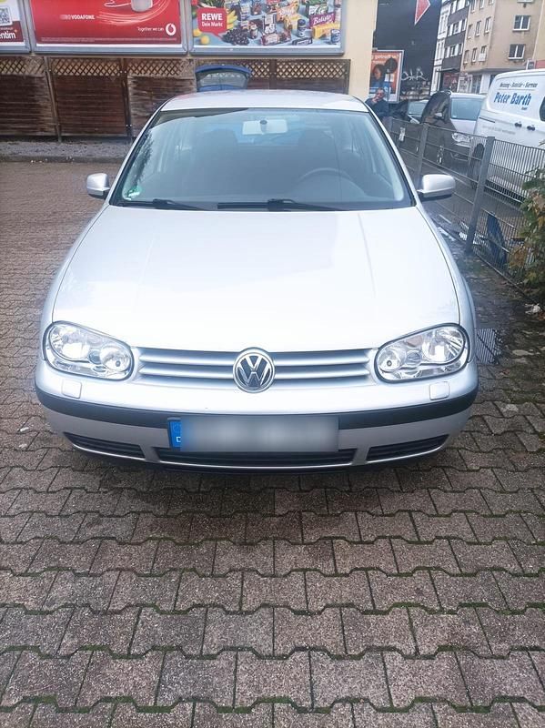 Silber Gebraucht 2000 VW Golf IV Coupé | 2.000 € (Teuer) - Bild 1/4