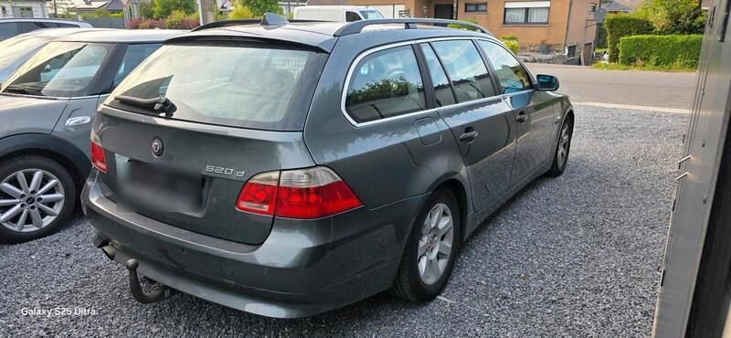 Grau Gebraucht 2006 BMW 520 Kombi | 3.000 € (Guter Preis) - Bild 1/4