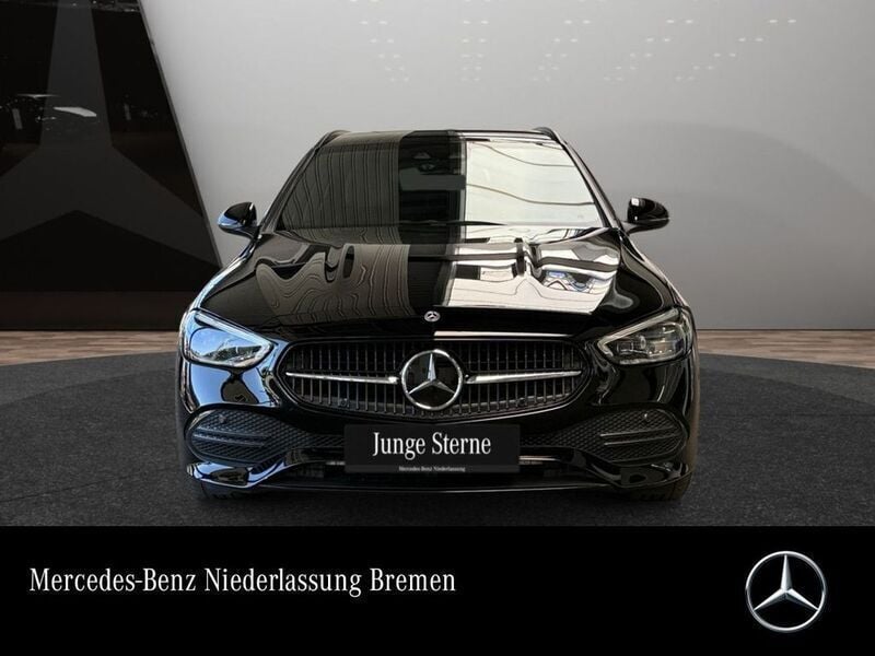 Schwarz Gebraucht 2023 Mercedes C220 Night Limousine | 36.490 € (Fairer Preis) - Bild 1/3