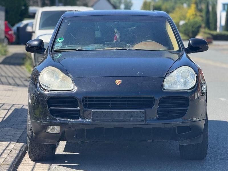 Schwarz Gebraucht 2005 Porsche Cayenne Basis SUV | 3.950 € - Bild 1/4