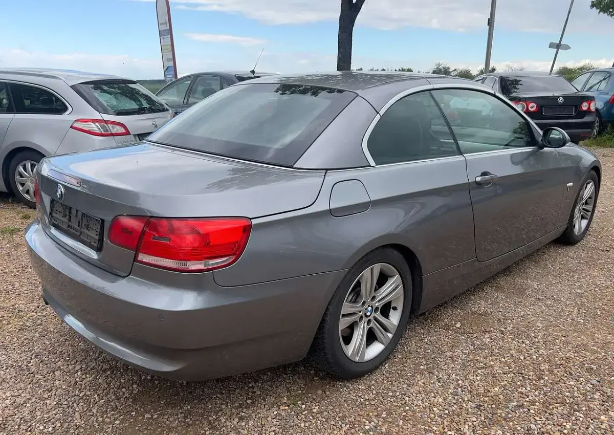 Gebraucht BMW 320 Cabriolet 170 PS (125 kW) 2009 Spacegrau metallic Cabrio