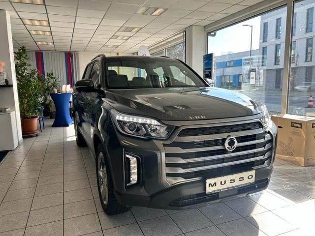 Grau Gebraucht 2024 Ssangyong Musso Sapphire SUV | 40.780 € (Teuer) - Bild 1/4