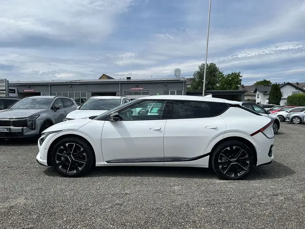 Gebraucht Kia EV6 GT-Line 167 kW (228 PS) 2026 Swp) snow white pearl m (weiss SUV