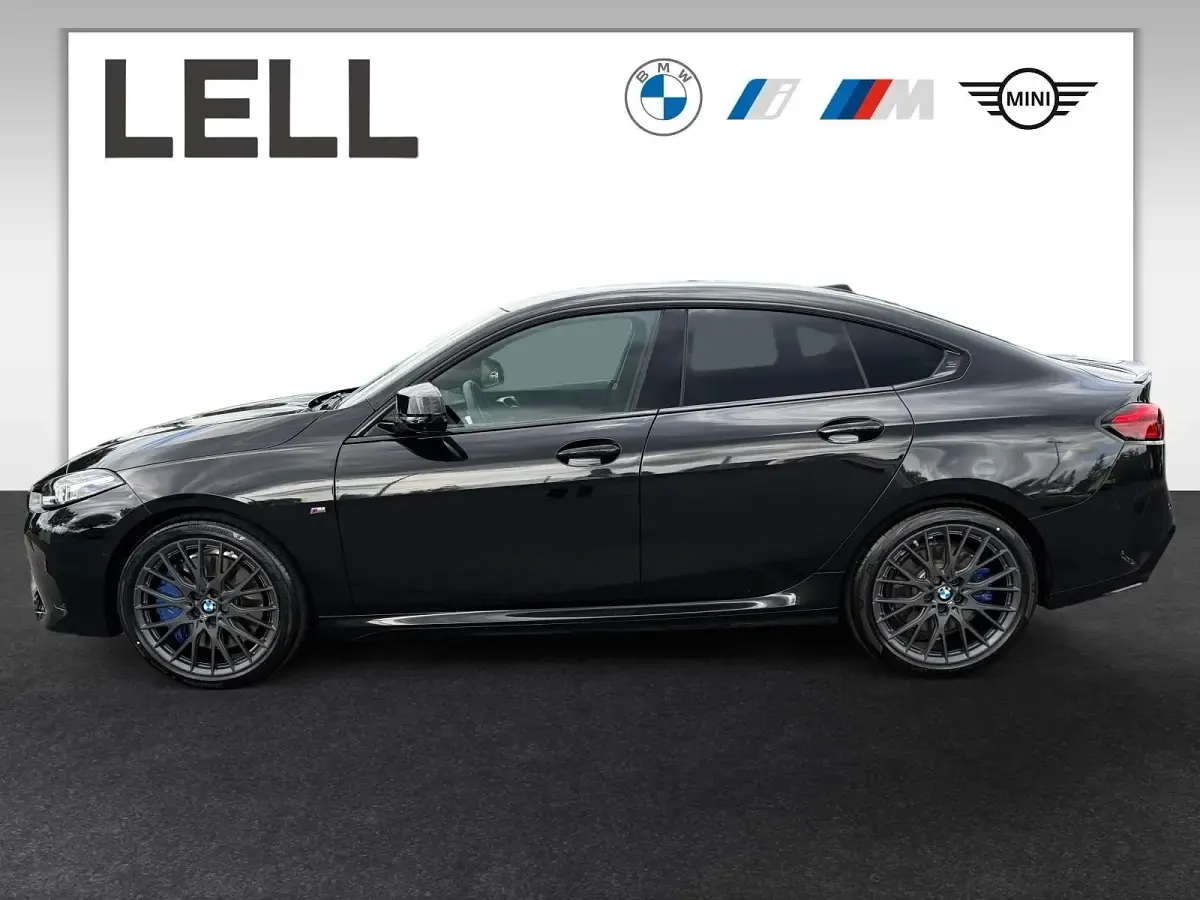 Gebraucht BMW M235 Sport Line 317 PS (233 kW) 2025 Schwarz Coupé