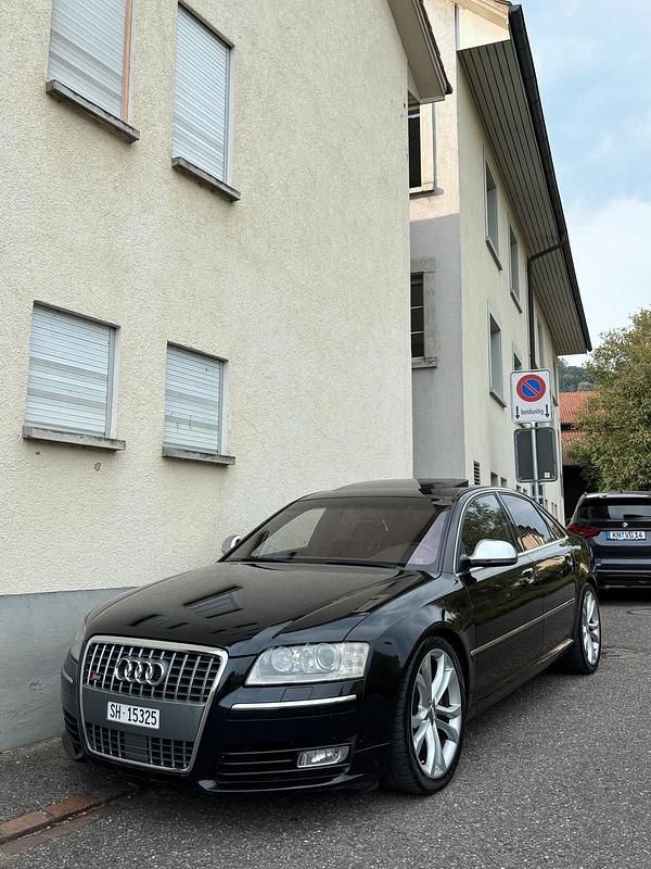 Schwarz Gebraucht 2008 Audi S8 Limousine | 11.900 € (Superpreis) - Bild 1/4