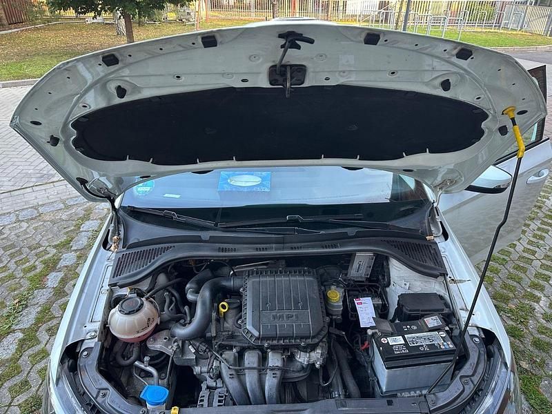 Weiß Gebraucht 2018 Skoda Fabia Cool Plus Kleinwagen | 9.300 € (Fairer Preis) - Bild 1/4