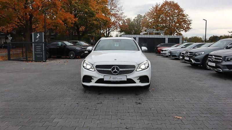 Gebraucht Mercedes C200 AMG 197 PS (144 kW) 2018 Weiß Kombi