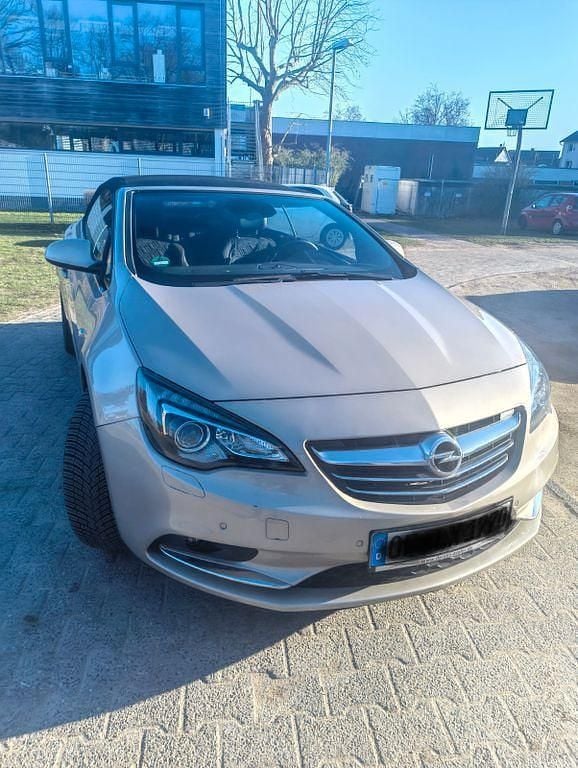 Gebraucht Opel Cascada Innovation 140 PS (102 kW) 2013 Beige Cabrio