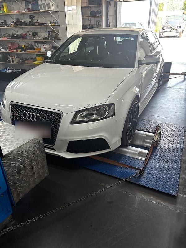 Second-hand Audi RS3 407 CP (299 kW) 2011 Alb Berlinǎ