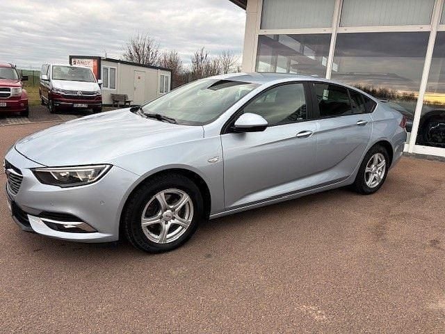 Gebraucht Opel Insignia Edition 165 PS (121 kW) 2017 Blau Limousine