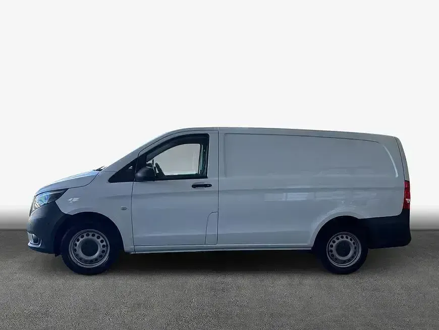 Gebraucht Mercedes Vito 163 PS (119 kW) 2022 Weiß Van