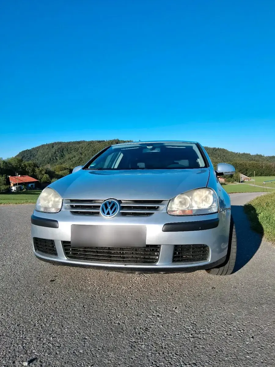 Gebraucht VW Golf V 102 PS (75 kW) 2004 Silber Kleinwagen