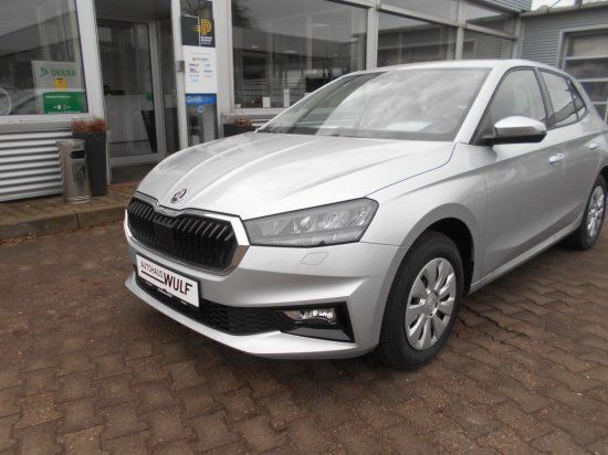 Neu Skoda Fabia Essence 116 PS (85 kW) 2025 Silber Kleinwagen