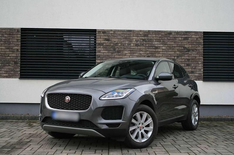 Gebraucht Jaguar E-Pace R-Dynamic 150 PS (110 kW) 2019 Grau SUV