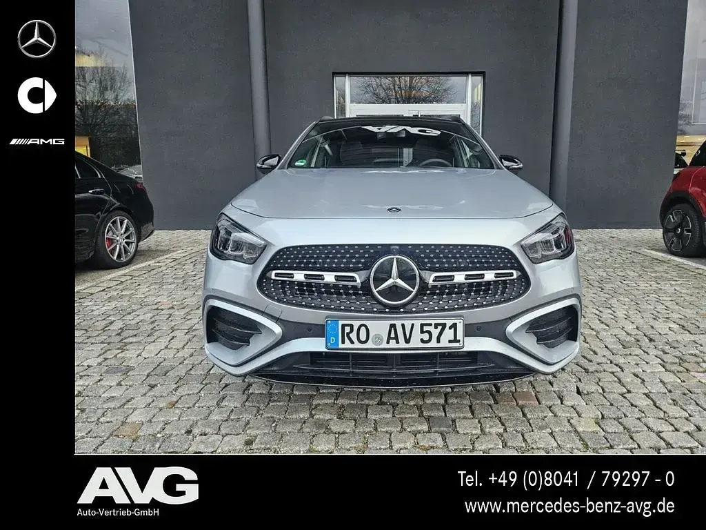 Gebraucht Mercedes GLA200 AMG 163 PS (119 kW) 2025 Lack hightechsilber SUV