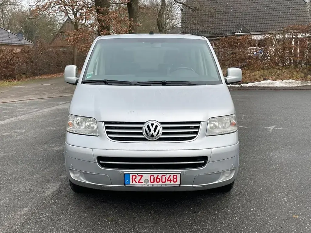Używany VW T5 174 KM (127 kW) 2005 Srebrny Van