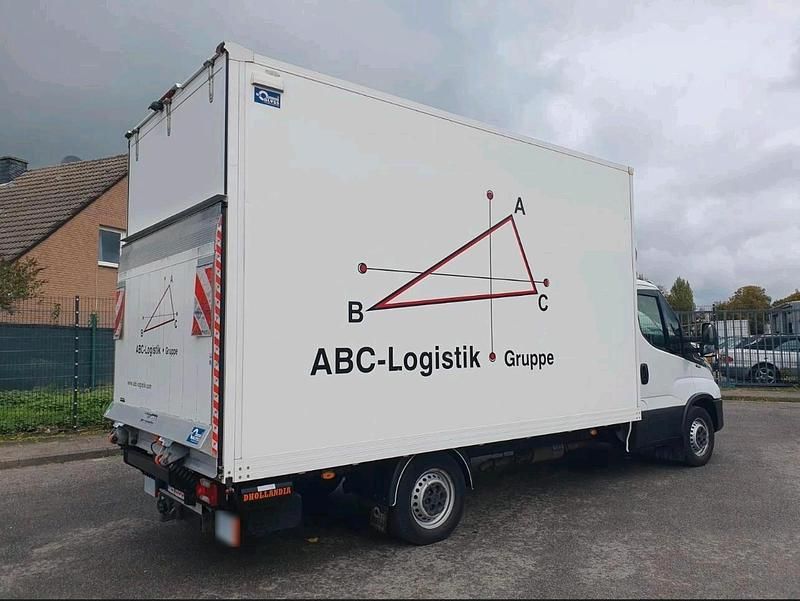 Gebraucht Iveco Daily 180 PS (132 kW) 2021 Weiß