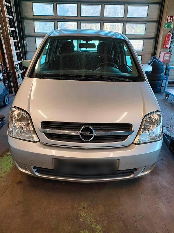 Gebraucht Opel Meriva 90 PS (66 kW) 2005 Silber Van / Kleinbus