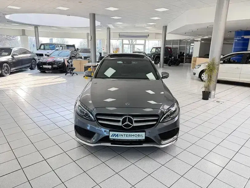 Gebraucht Mercedes C300 AMG 245 PS (180 kW) 2017 Selenitgrau Limousine