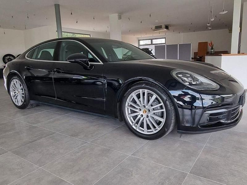 Gebraucht Porsche Panamera 4S 441 PS (324 kW) 2020 Schwarz Limousine