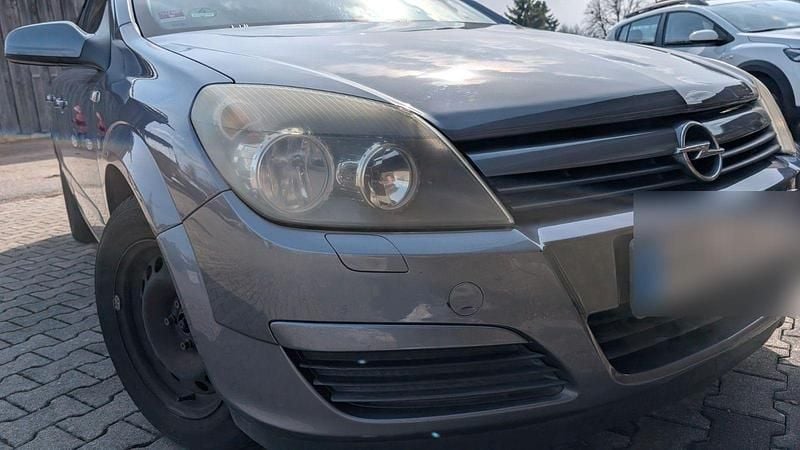 Gebraucht Opel Astra 105 PS (77 kW) 2004 Grau Limousine
