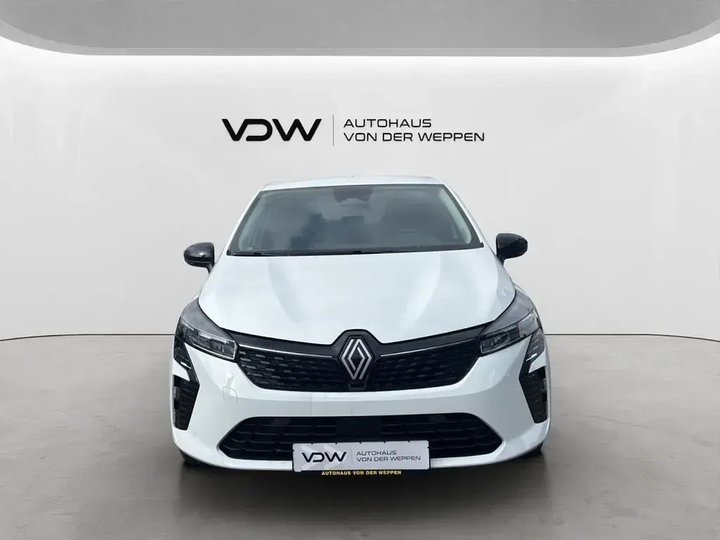 Neu Renault Clio V Evolution 67 PS (49 kW) 2026 Weiß Limousine